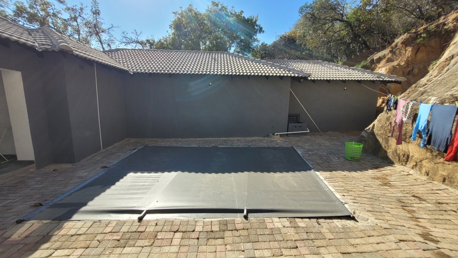 6 Bedroom Property for Sale in Nelspruit Ext 5 Mpumalanga