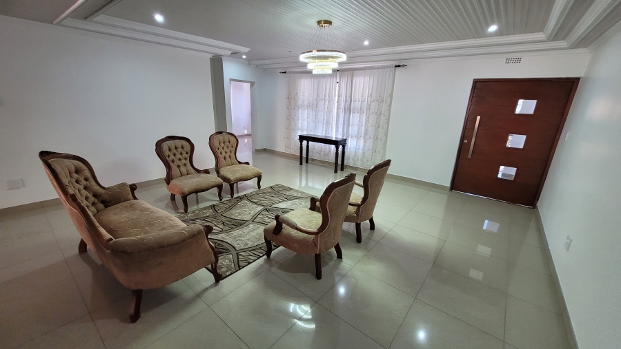 6 Bedroom Property for Sale in Nelspruit Ext 5 Mpumalanga