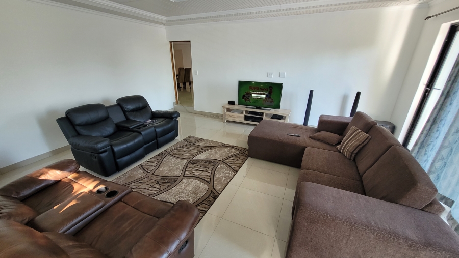 6 Bedroom Property for Sale in Nelspruit Ext 5 Mpumalanga