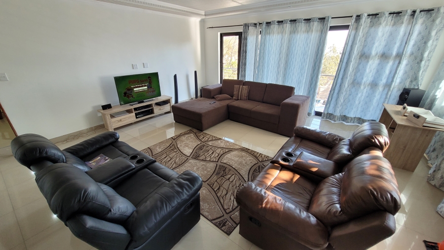 6 Bedroom Property for Sale in Nelspruit Ext 5 Mpumalanga