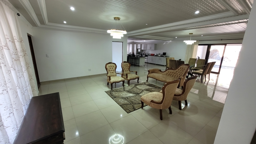 6 Bedroom Property for Sale in Nelspruit Ext 5 Mpumalanga