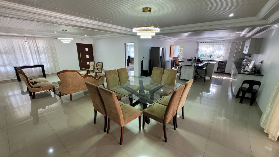 6 Bedroom Property for Sale in Nelspruit Ext 5 Mpumalanga