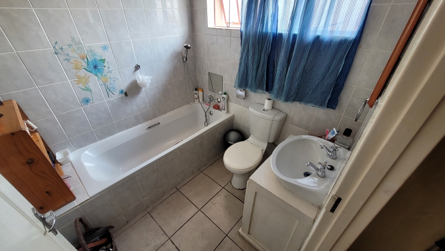 3 Bedroom Property for Sale in Stonehenge Mpumalanga