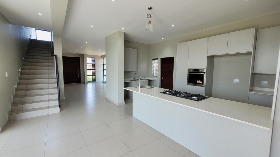 3 Bedroom Property for Sale in Sonheuwel Mpumalanga