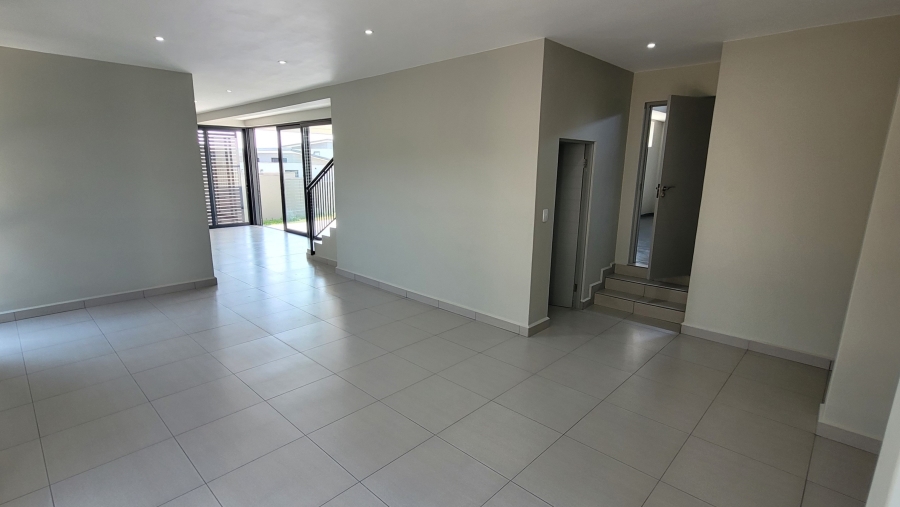 3 Bedroom Property for Sale in Sonheuwel Mpumalanga