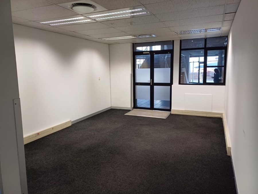To Let Commercial Property for Rent in Nelspruit Mpumalanga