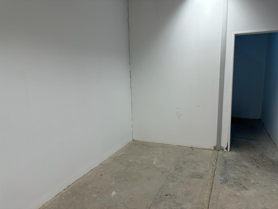 To Let commercial Property for Rent in Die Heuwel Mpumalanga