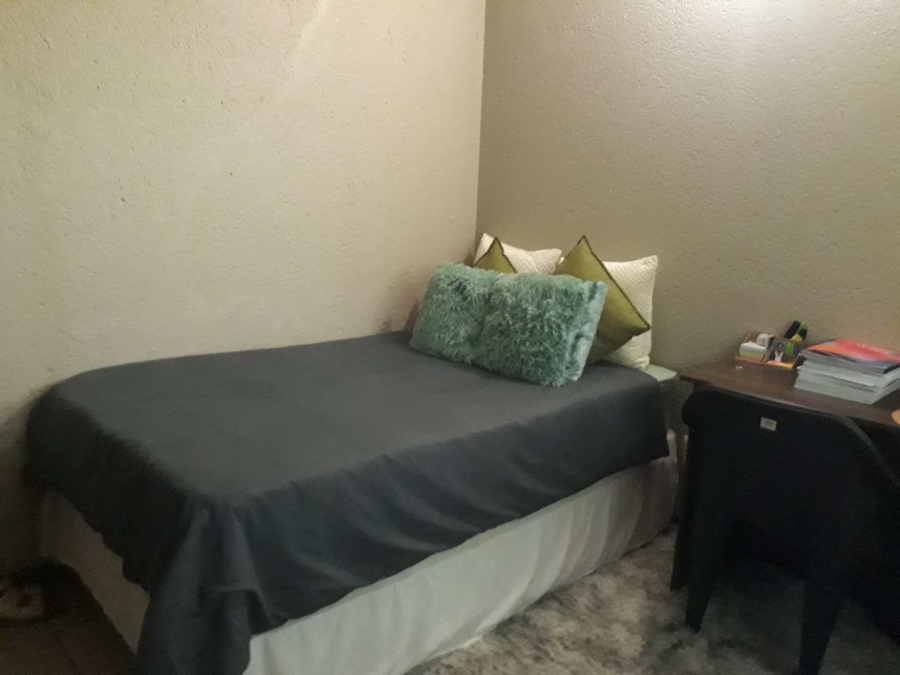 To Let 2 Bedroom Property for Rent in Nelspruit Mpumalanga