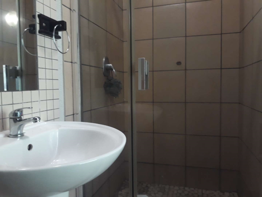 To Let 2 Bedroom Property for Rent in Nelspruit Mpumalanga