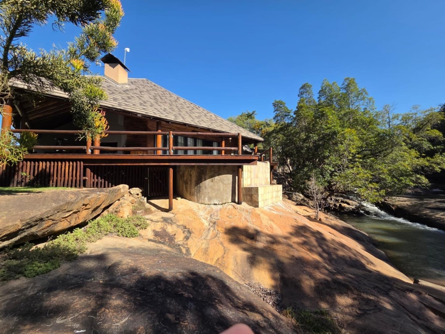 6 Bedroom Property for Sale in Granite Hill Mpumalanga