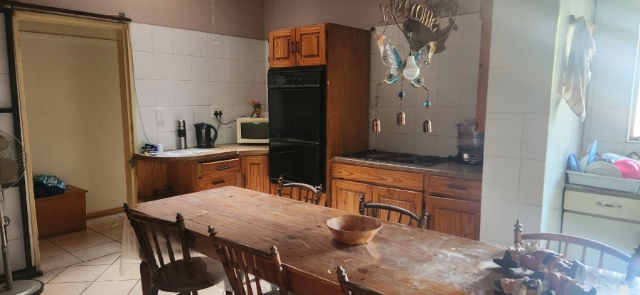 5 Bedroom Property for Sale in Standerton Mpumalanga