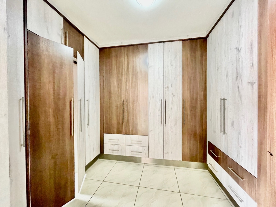 To Let 4 Bedroom Property for Rent in Aerorand Mpumalanga