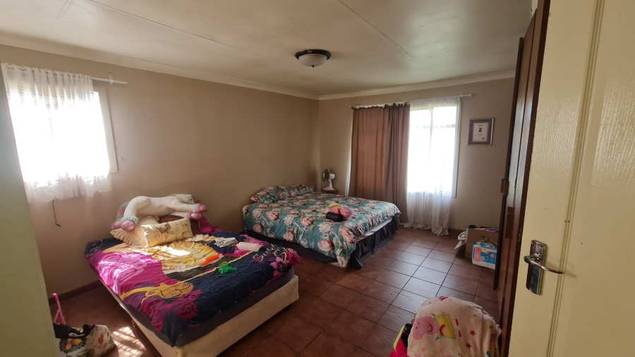 To Let 2 Bedroom Property for Rent in Cosmosrand Mpumalanga