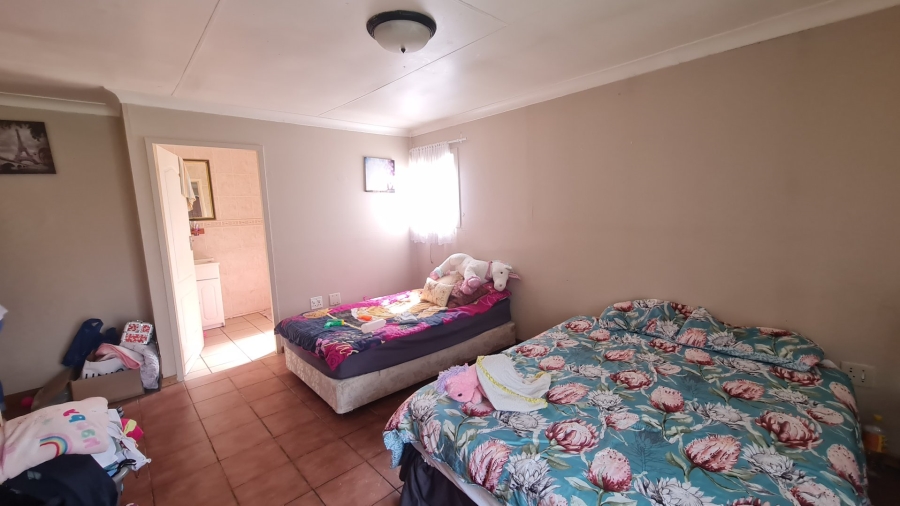 To Let 2 Bedroom Property for Rent in Cosmosrand Mpumalanga