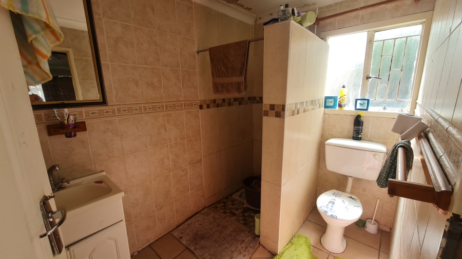 To Let 2 Bedroom Property for Rent in Cosmosrand Mpumalanga