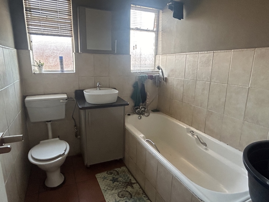 3 Bedroom Property for Sale in Middelburg Central Mpumalanga