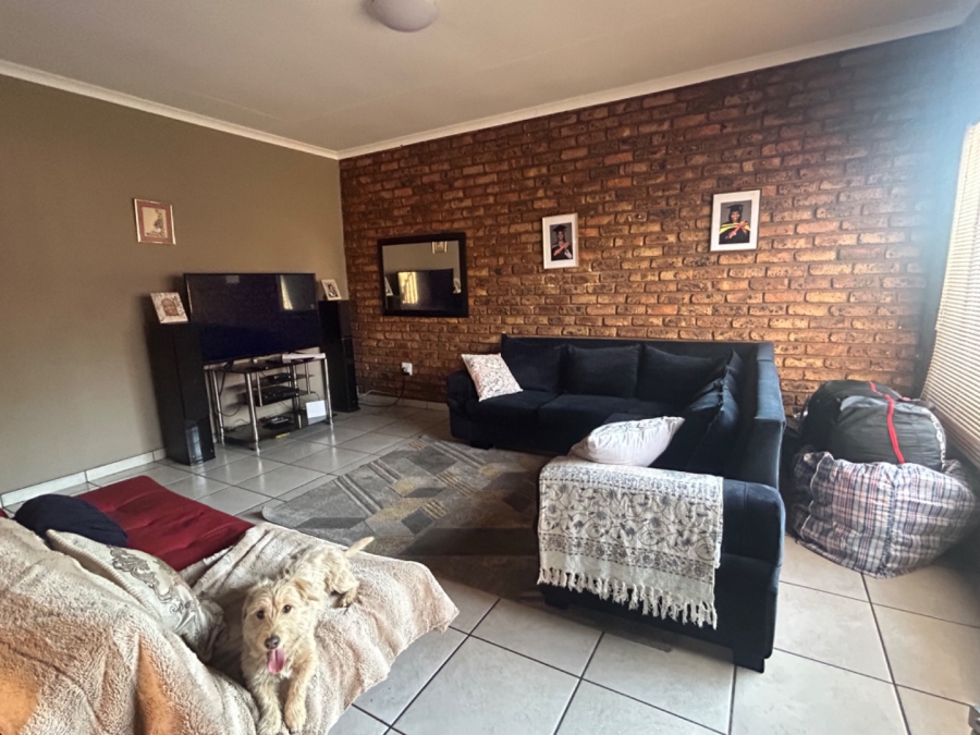 3 Bedroom Property for Sale in Middelburg Central Mpumalanga