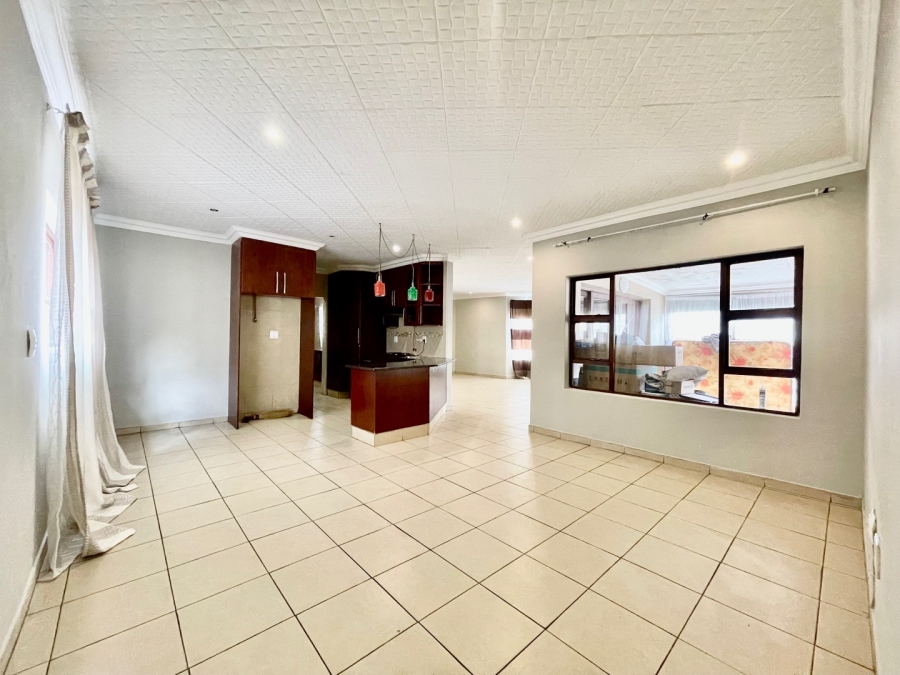 4 Bedroom Property for Sale in Aerorand Mpumalanga