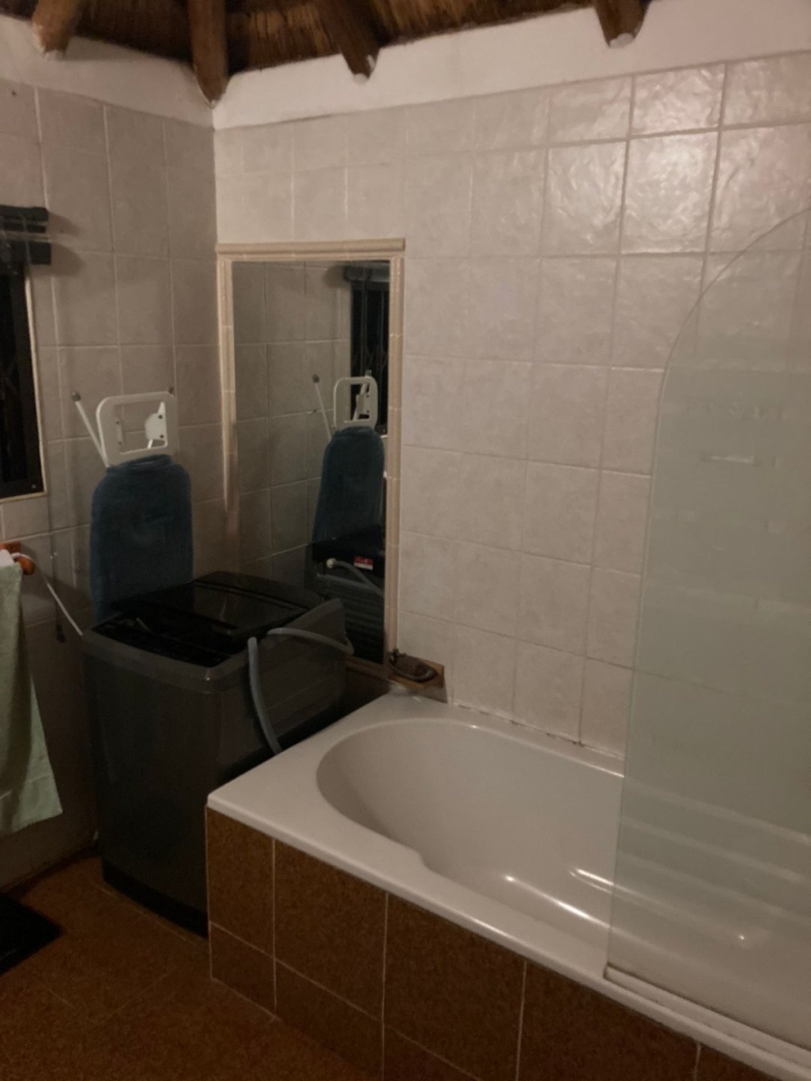 To Let 1 Bedroom Property for Rent in White River AH Mpumalanga