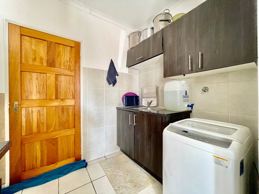 To Let 3 Bedroom Property for Rent in Hlalamandi Mpumalanga