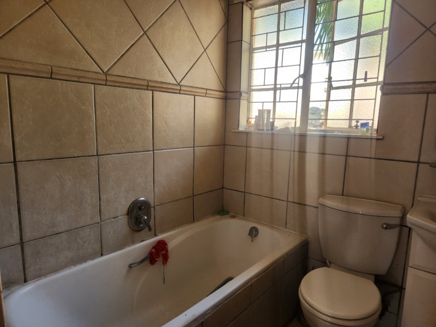 2 Bedroom Property for Sale in White River Ext 16 Mpumalanga