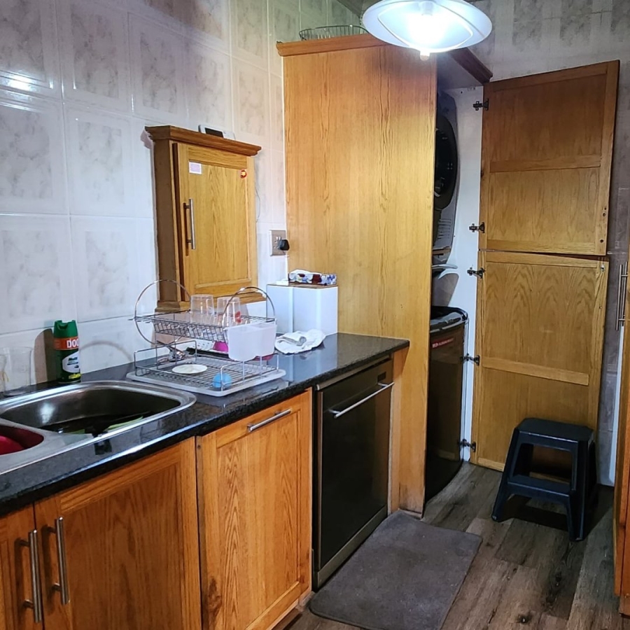 5 Bedroom Property for Sale in Meyerville Mpumalanga