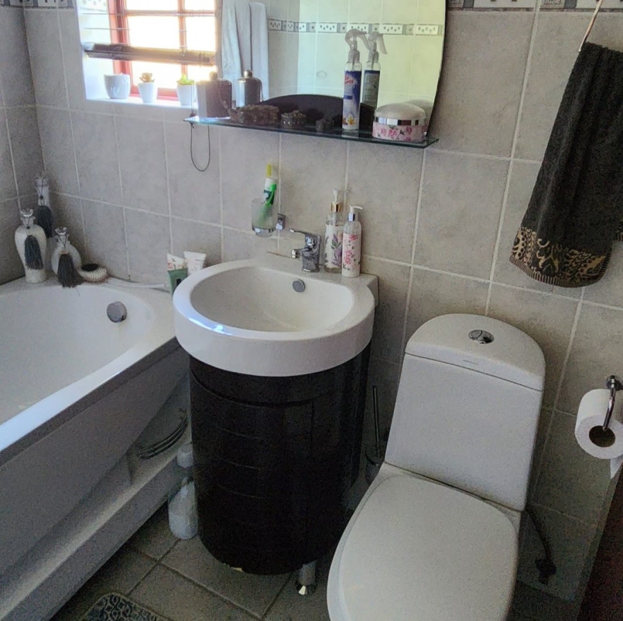 5 Bedroom Property for Sale in Meyerville Mpumalanga