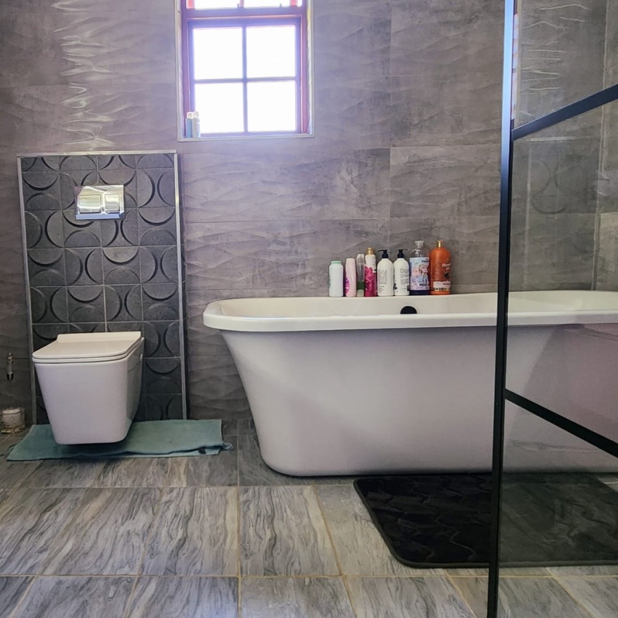 5 Bedroom Property for Sale in Meyerville Mpumalanga
