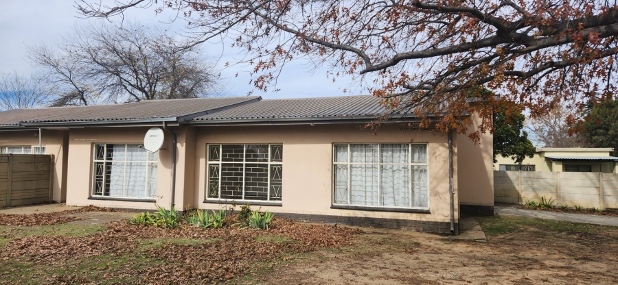 To Let 2 Bedroom Property for Rent in Meyerville Mpumalanga