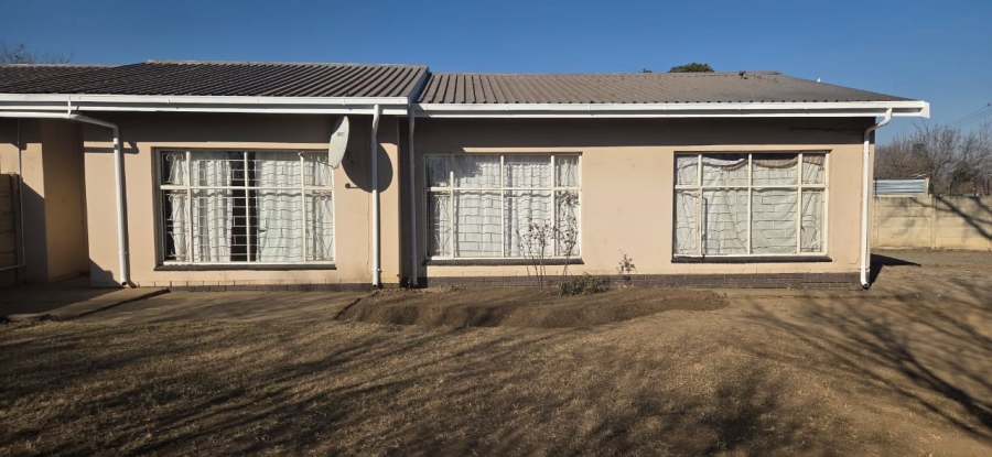 To Let 2 Bedroom Property for Rent in Meyerville Mpumalanga