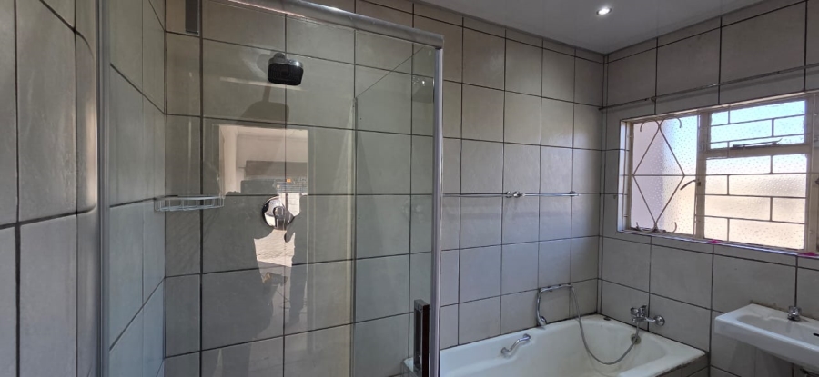 To Let 2 Bedroom Property for Rent in Meyerville Mpumalanga