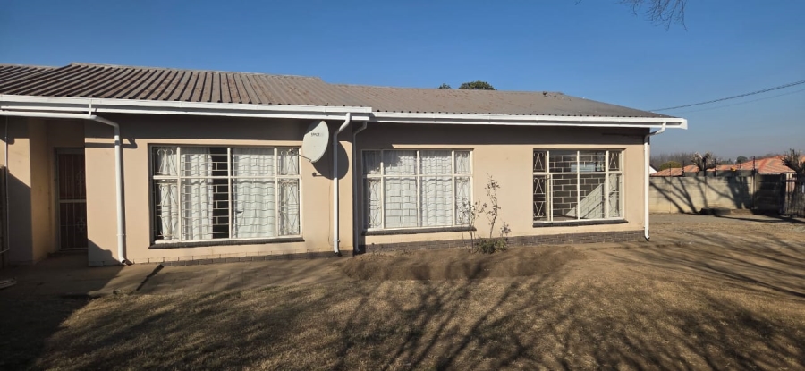 To Let 2 Bedroom Property for Rent in Meyerville Mpumalanga