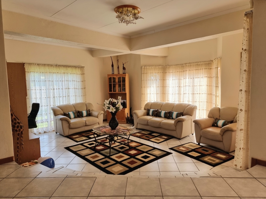 4 Bedroom Property for Sale in White River Ext 18 Mpumalanga