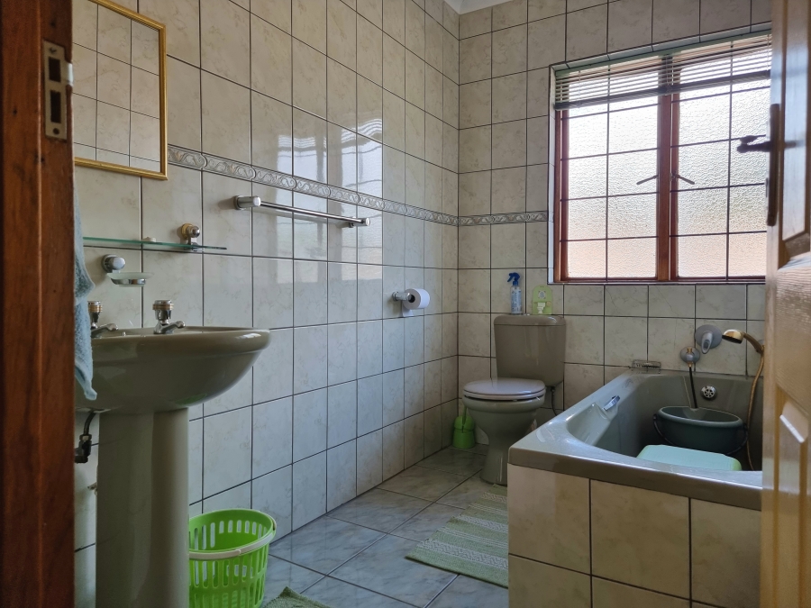 4 Bedroom Property for Sale in White River Ext 18 Mpumalanga