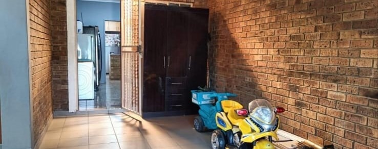 4 Bedroom Property for Sale in Eloff Mpumalanga