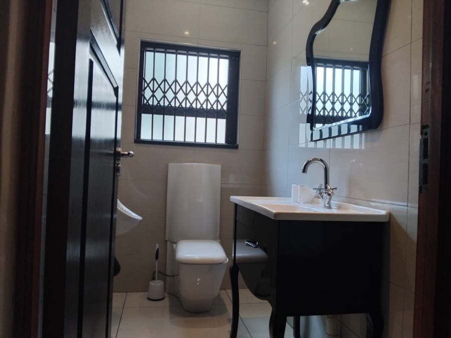 7 Bedroom Property for Sale in Reyno Ridge Mpumalanga