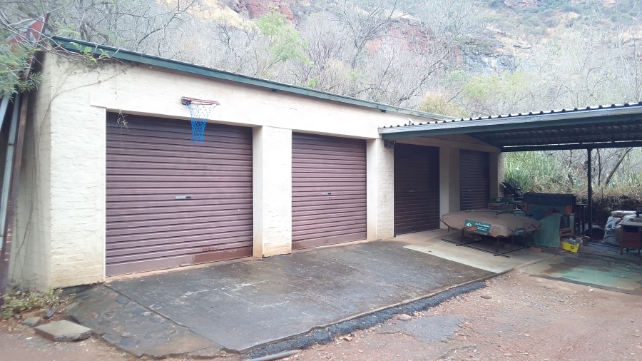 Commercial Property for Sale in Emgwenya Mpumalanga