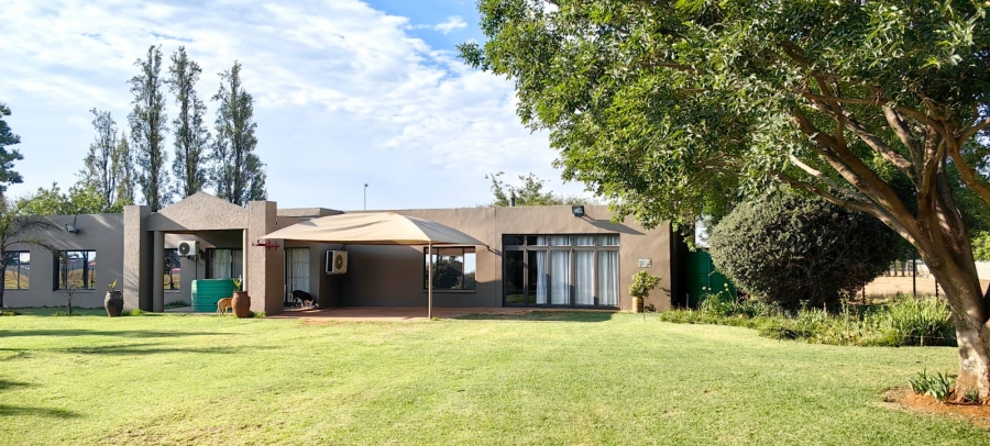 3 Bedroom Property for Sale in Eloff Mpumalanga
