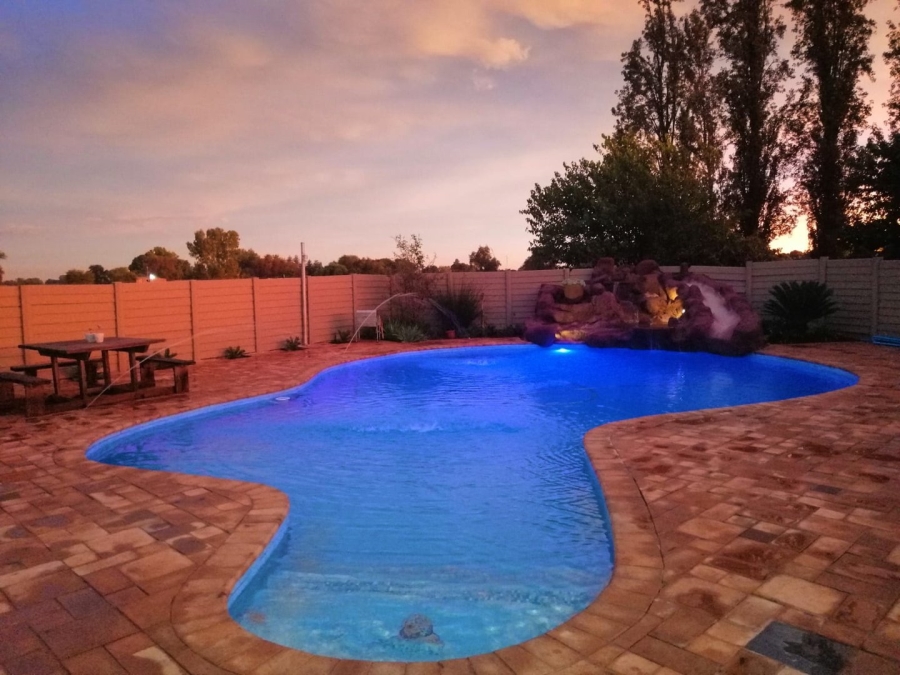 3 Bedroom Property for Sale in Eloff Mpumalanga