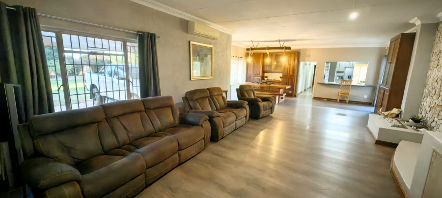 3 Bedroom Property for Sale in Eloff Mpumalanga