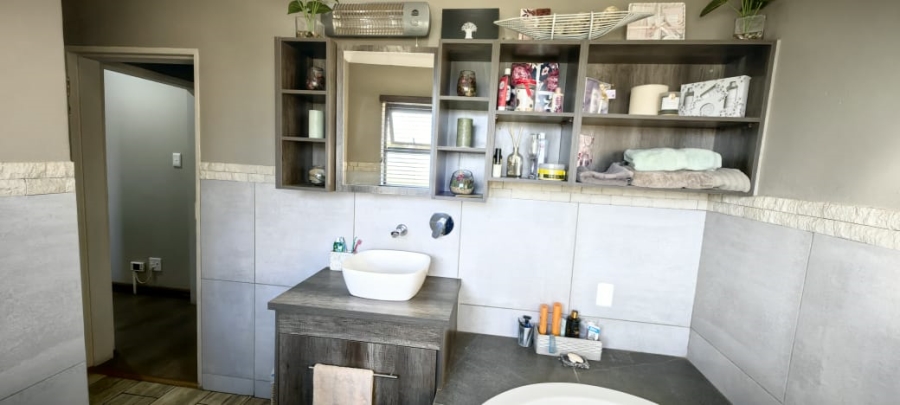 3 Bedroom Property for Sale in Eloff Mpumalanga