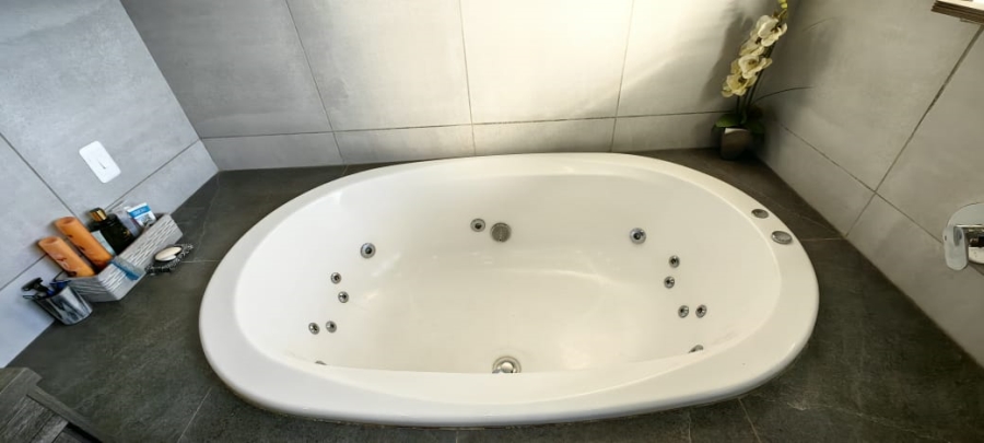 3 Bedroom Property for Sale in Eloff Mpumalanga