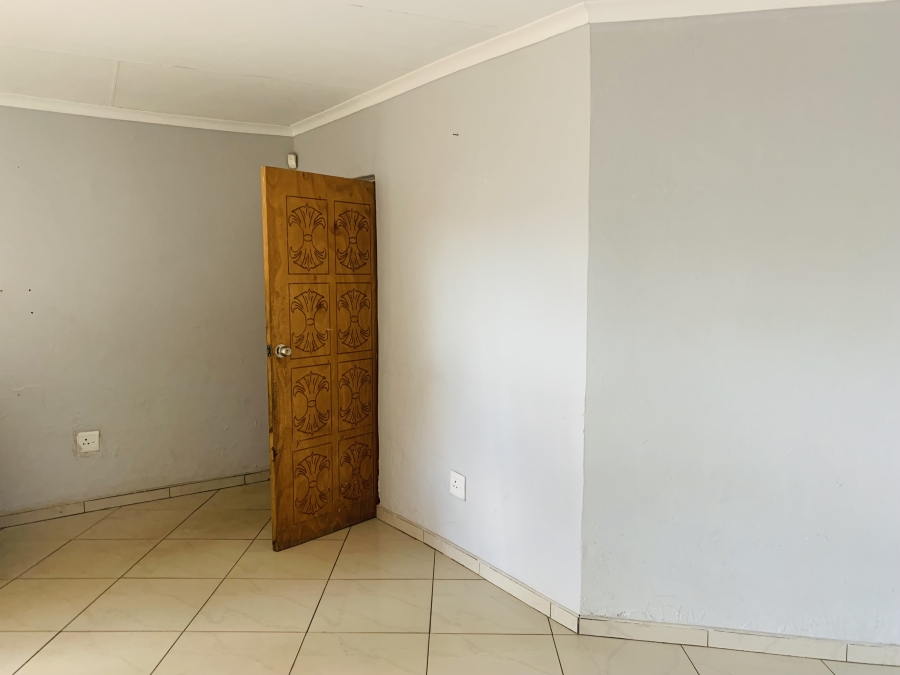 3 Bedroom Property for Sale in Mineralia Mpumalanga