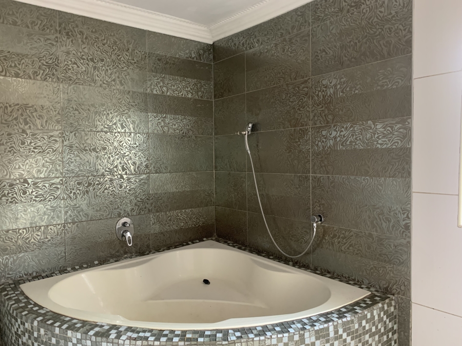 3 Bedroom Property for Sale in Mineralia Mpumalanga