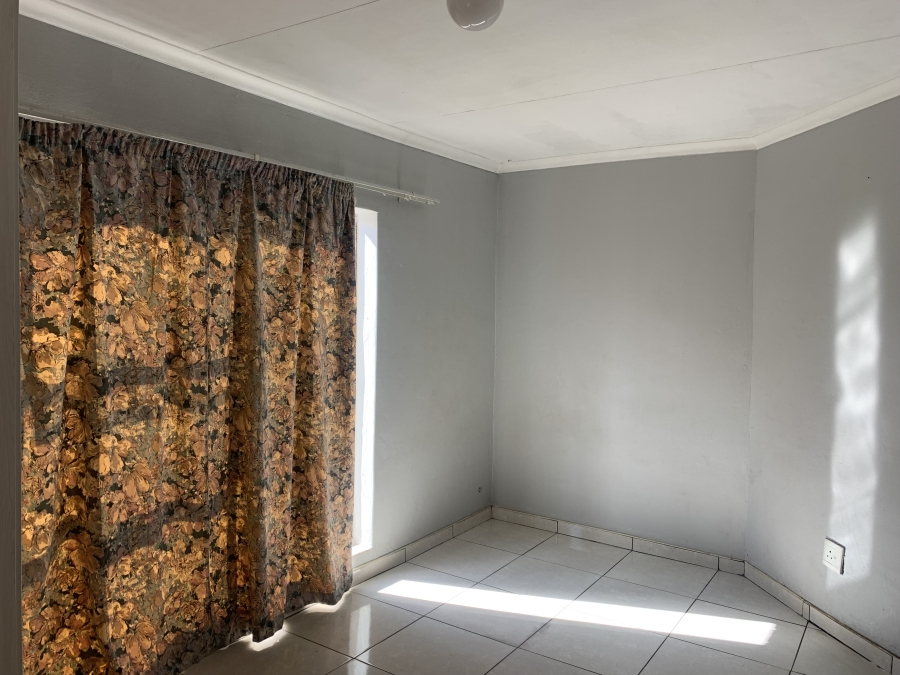 3 Bedroom Property for Sale in Mineralia Mpumalanga
