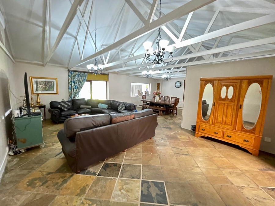 4 Bedroom Property for Sale in Suidheuwel Mpumalanga