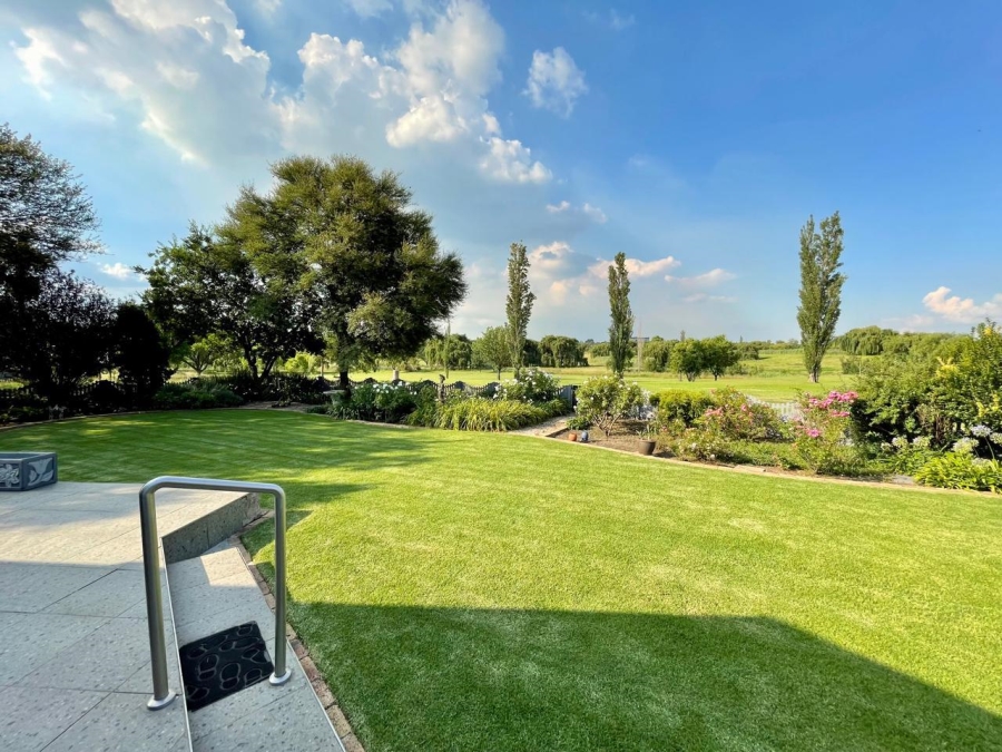 4 Bedroom Property for Sale in Suidheuwel Mpumalanga