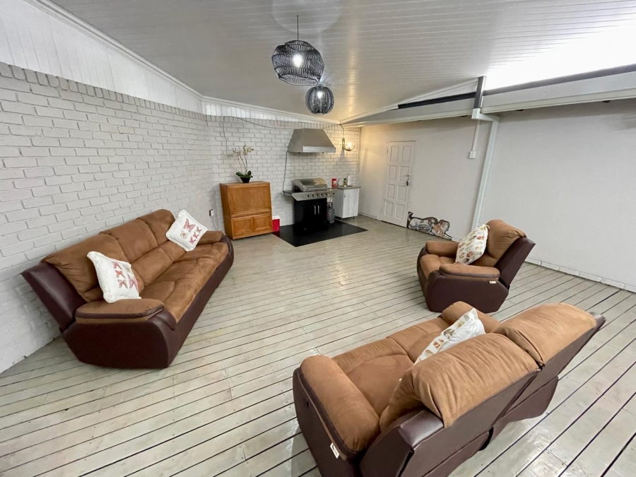 4 Bedroom Property for Sale in Suidheuwel Mpumalanga