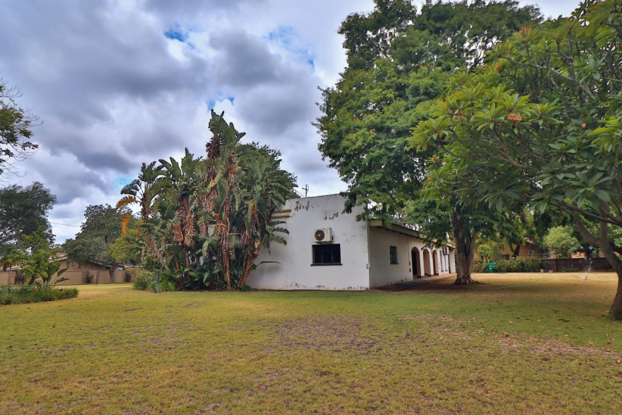 4 Bedroom Property for Sale in Hectorspruit Mpumalanga