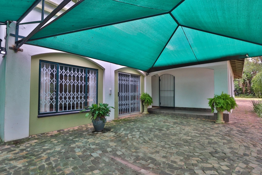 4 Bedroom Property for Sale in Hectorspruit Mpumalanga